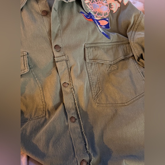 LIKE NEW FREE PEOPLE WE THE FREE TAKE FLIGHT EMBROIDERED SHIRT, DRIED PINE, XL - Picture 12 of 13